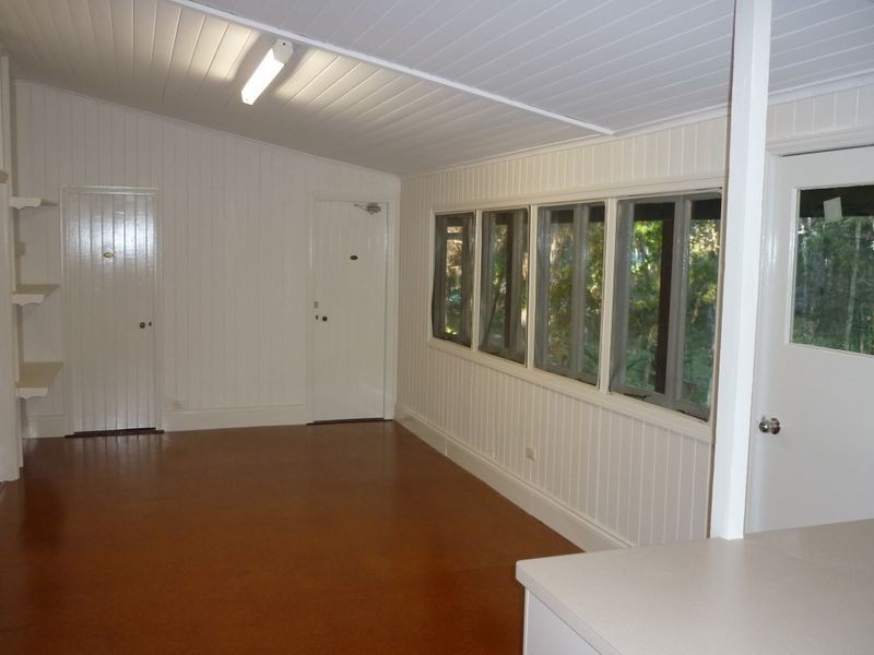 8 – 10 Erobin Street, Coochiemudlo Island QLD 4184