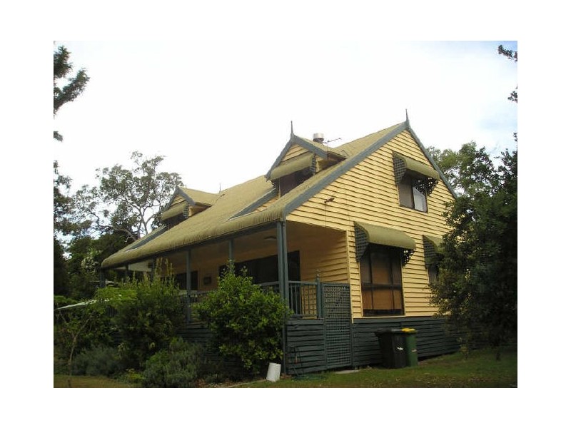 182 Victoria Parade, Coochiemudlo Island QLD 4184