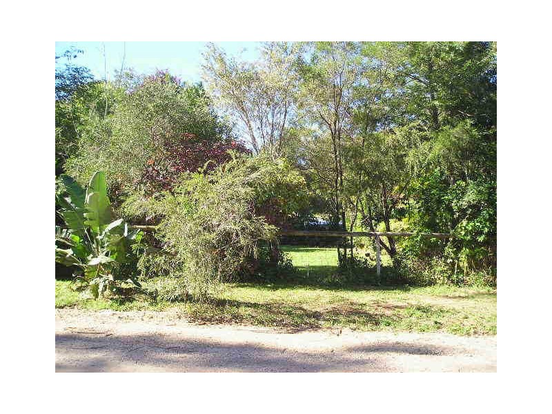 1 Moonah Street, Coochiemudlo Island QLD 4184