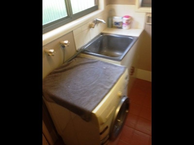 3 Eprapah, Coochiemudlo Island QLD 4184