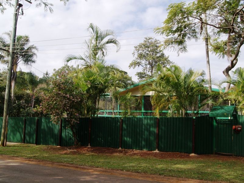 3 Eprapah, Coochiemudlo Island QLD 4184