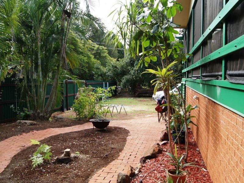 3 Eprapah, Coochiemudlo Island QLD 4184