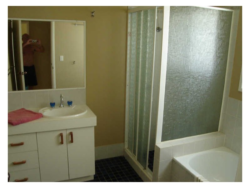 62 Elizabeth Street, Coochiemudlo Island QLD 4184