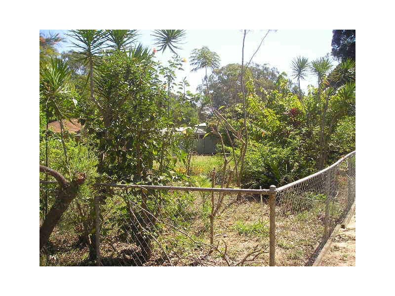 9 Perulpa, Coochiemudlo Island QLD 4184