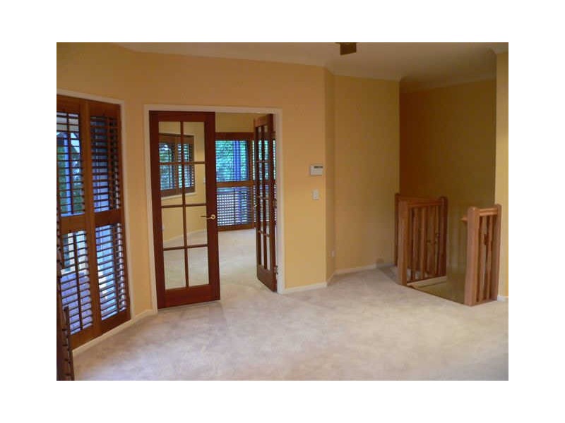 8 Main Road, Wellington Point QLD 4160