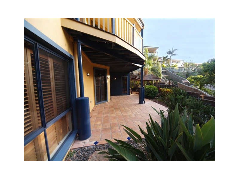 8 Main Road, Wellington Point QLD 4160