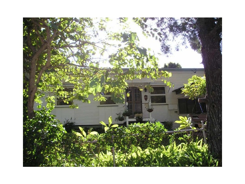 18 Merindah Street, Coochiemudlo Island QLD 4184