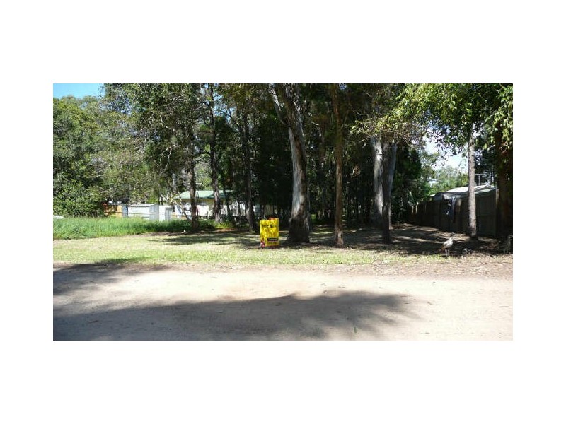 22 Marana, Coochiemudlo Island QLD 4184