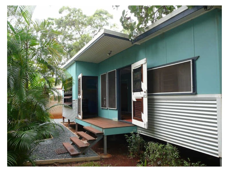 4 Aminya, Coochiemudlo Island QLD 4184
