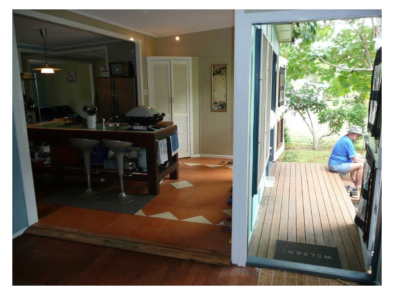 4 Aminya, Coochiemudlo Island QLD 4184