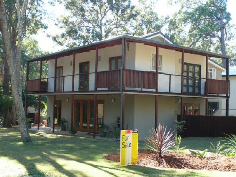 290 Victoria Parade, Coochiemudlo Island QLD 4184