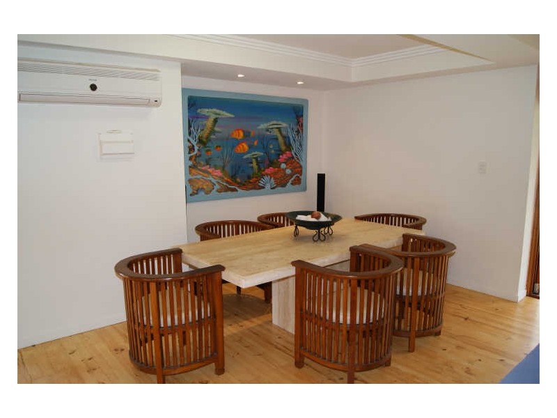 290 Victoria Parade, Coochiemudlo Island QLD 4184