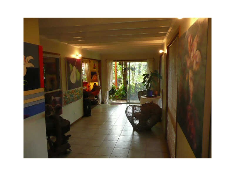 19 Ooyan St, Coochiemudlo Island QLD 4184