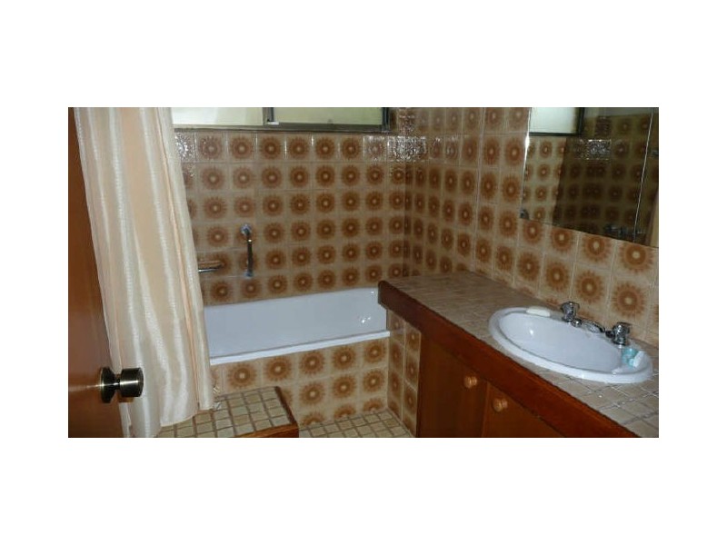 17 Mooroondu, Coochiemudlo Island QLD 4184