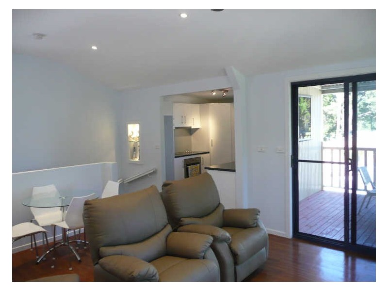 16 Moonah, Coochiemudlo Island QLD 4184