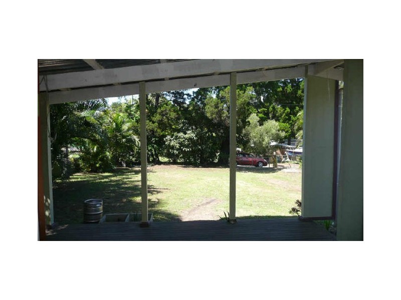 20 Merindah, Coochiemudlo Island QLD 4184