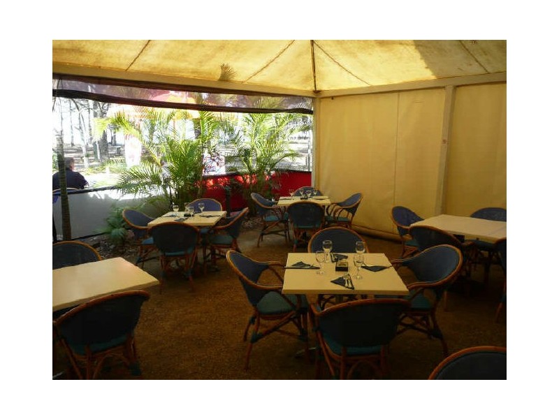 38 Victoria Parade, Coochiemudlo Island QLD 4184