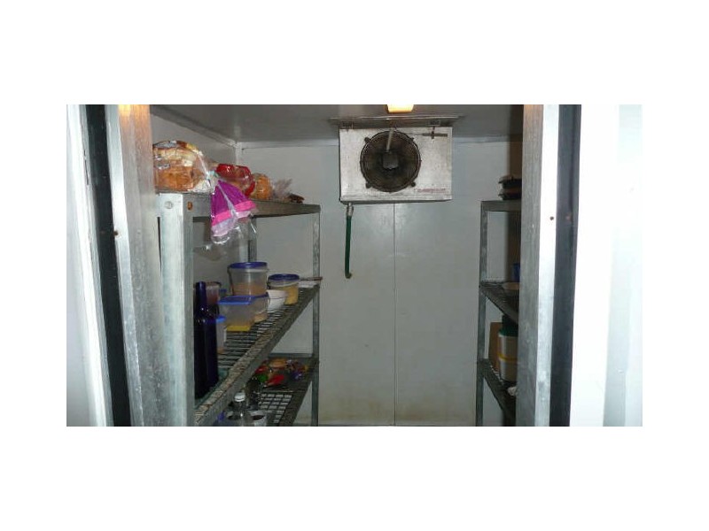 38 Victoria Parade, Coochiemudlo Island QLD 4184