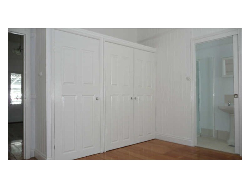 31 Capembah Street, Coochiemudlo Island QLD 4184