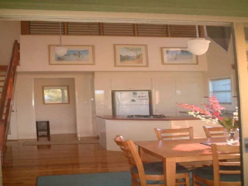 7 Dawn Street, Coochiemudlo Island QLD 4184