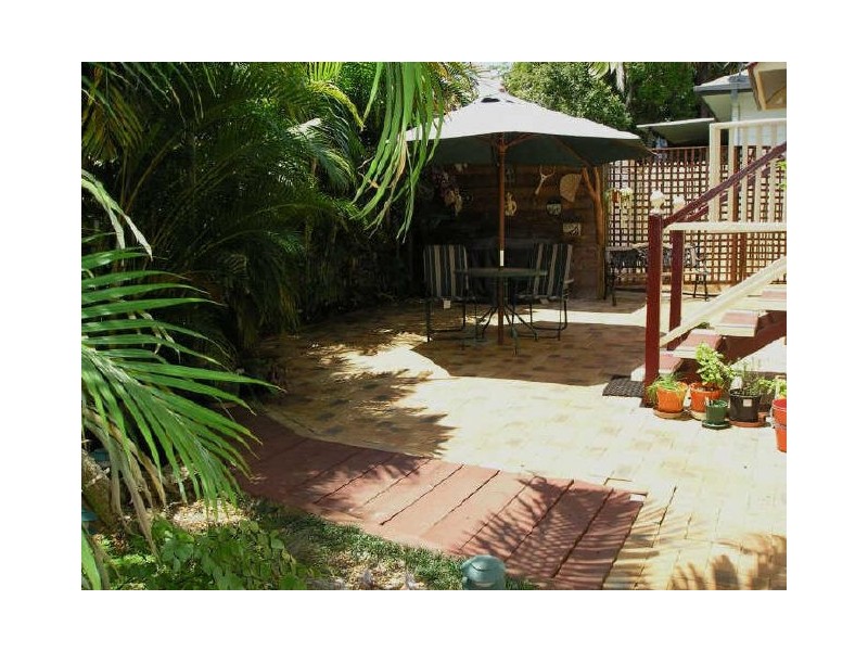 11 Eprapah Street, Coochiemudlo Island QLD 4184