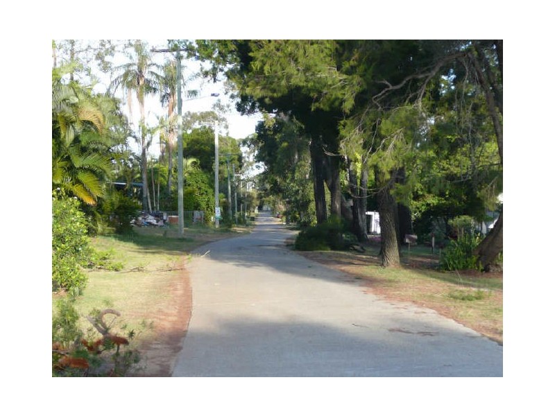 3 Carefree Street, Coochiemudlo Island QLD 4184