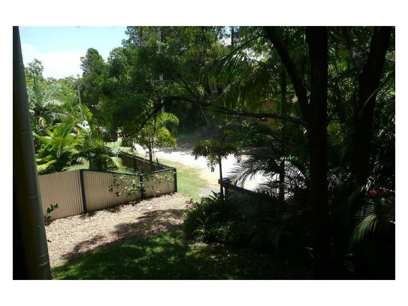 2 Marana Street, Coochiemudlo Island QLD 4184
