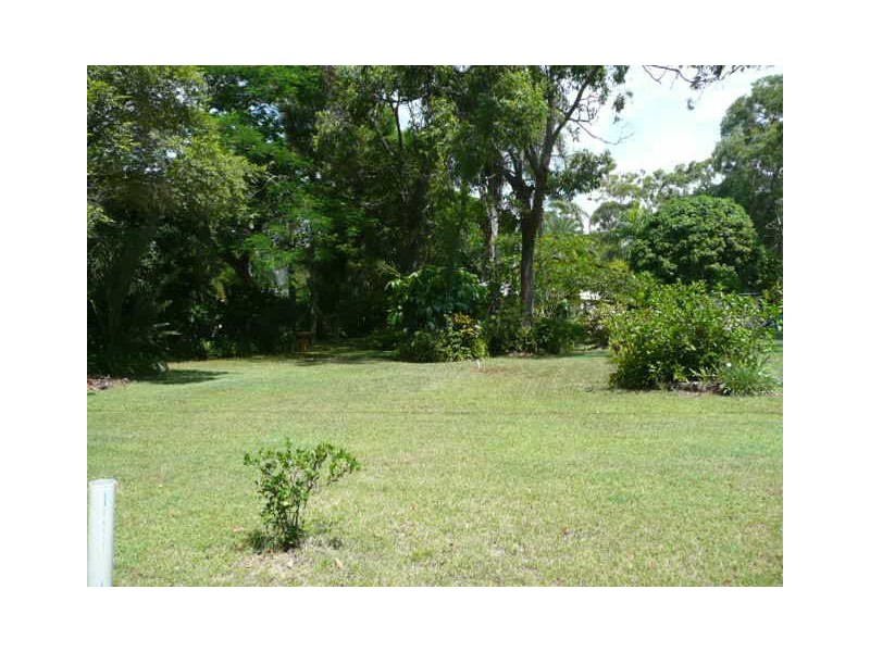 14 Nama, Coochiemudlo Island QLD 4184