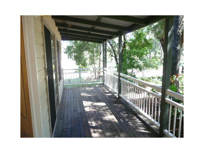 23 Marana Street, Coochiemudlo Island QLD 4184