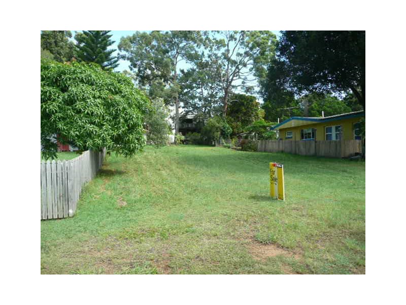 13 Pullen Street, Coochiemudlo Island QLD 4184