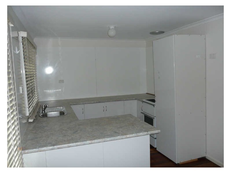 7 Pullen Street, Coochiemudlo Island QLD 4184