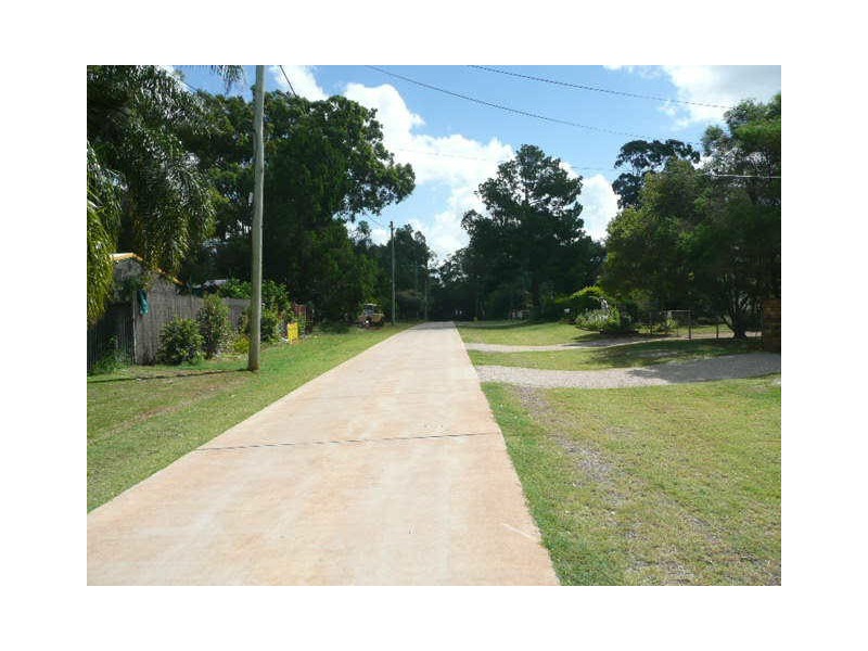 15 Mareela Street, Coochiemudlo Island QLD 4184