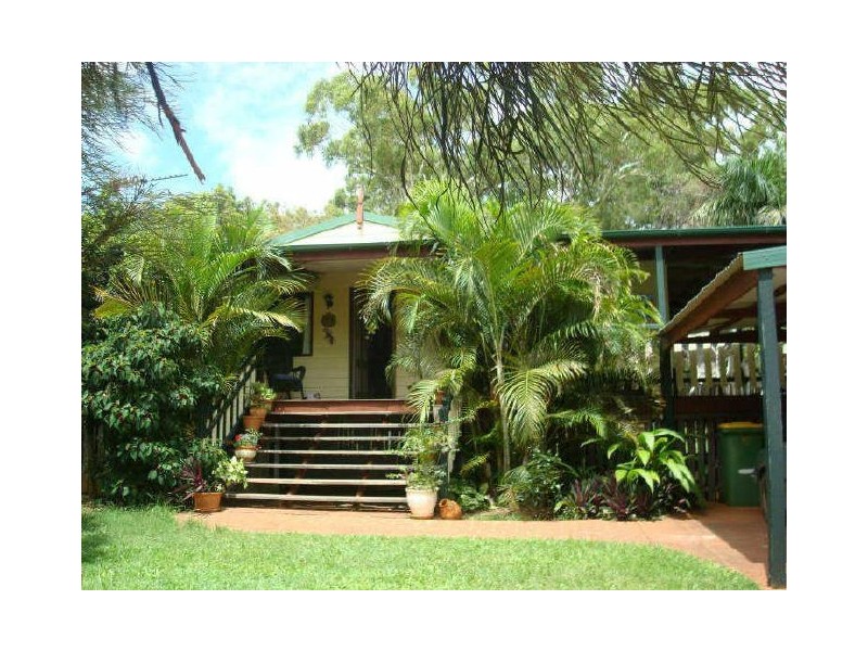 7 Mareela Street, Coochiemudlo Island QLD 4184