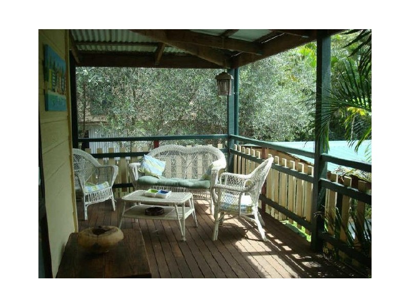 7 Mareela Street, Coochiemudlo Island QLD 4184