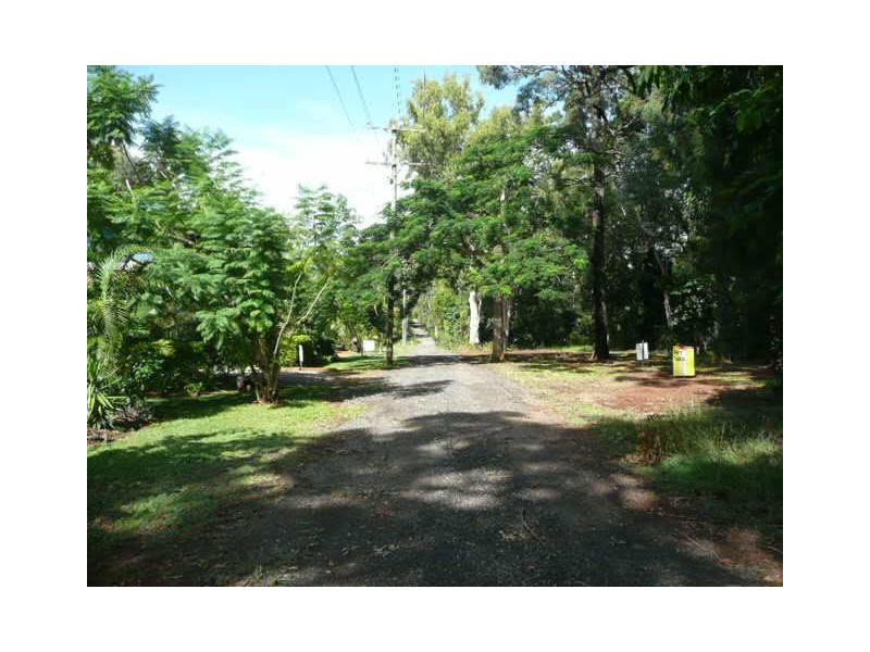 33 Perulpa Street, Coochiemudlo Island QLD 4184