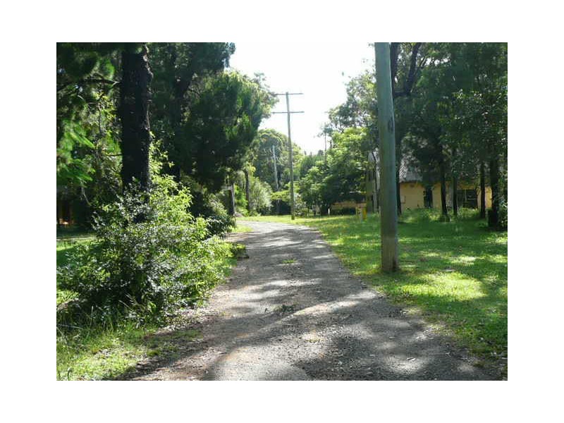 33 Perulpa Street, Coochiemudlo Island QLD 4184