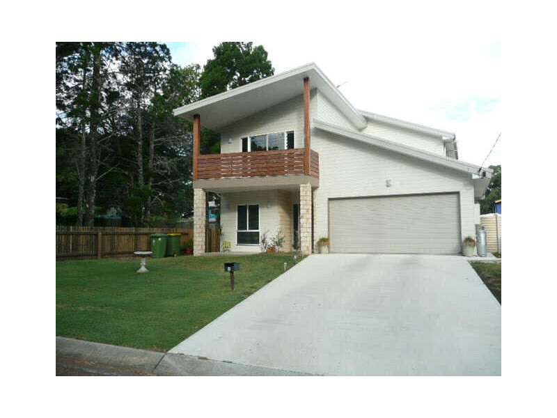 9 Phillips Street, Coochiemudlo Island QLD 4184