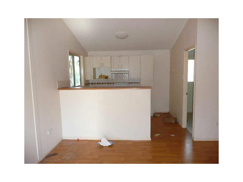 4 Marroo Street, Coochiemudlo Island QLD 4184