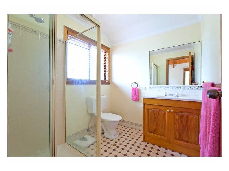 12 Mooroondu Street, Coochiemudlo Island QLD 4184