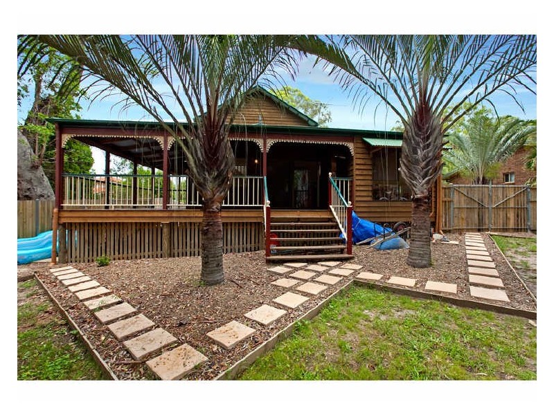 12 Mooroondu Street, Coochiemudlo Island QLD 4184