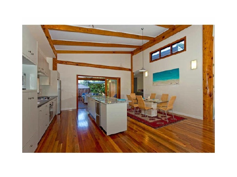 31 Shirley, Coochiemudlo Island QLD 4184