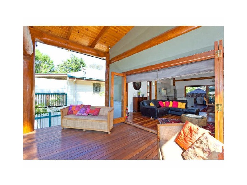 31 Shirley, Coochiemudlo Island QLD 4184