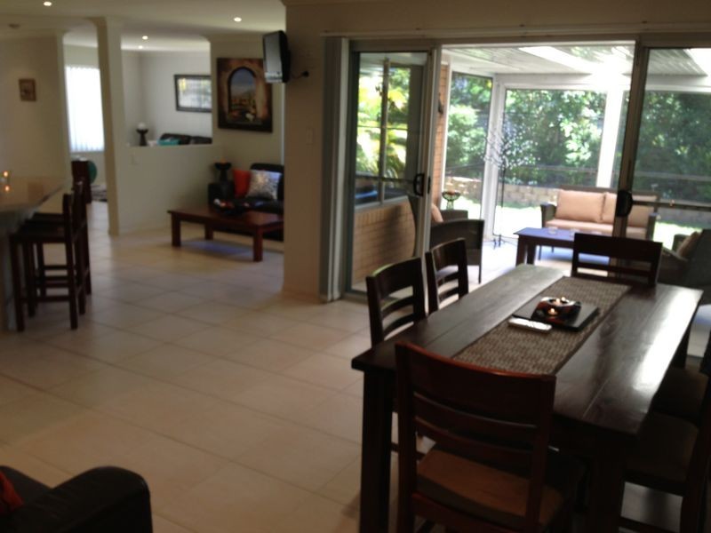 8 Mooroondu Street, Coochiemudlo Island QLD 4184
