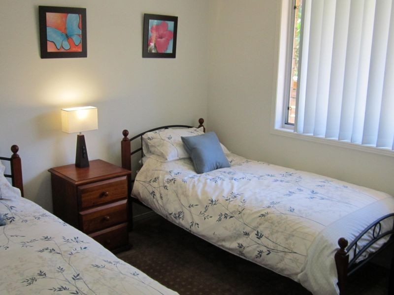 8 Mooroondu Street, Coochiemudlo Island QLD 4184