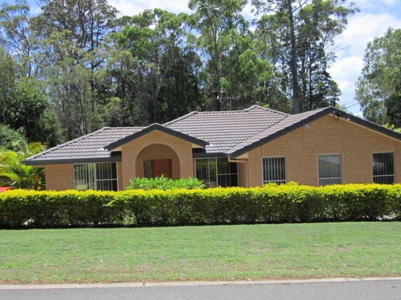 8 Mooroondu Street, Coochiemudlo Island QLD 4184