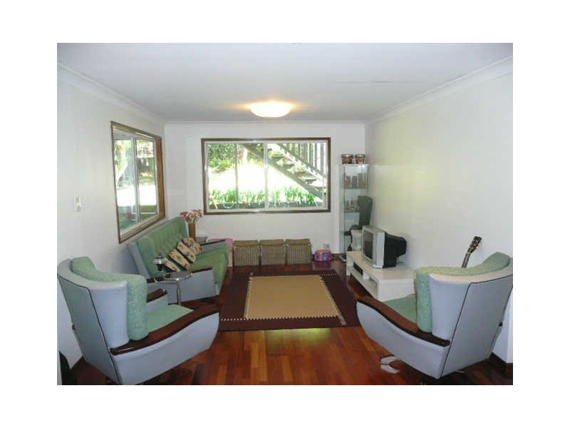 18 Orange Grove Street, Coochiemudlo Island QLD 4184