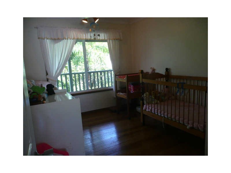 18 Orange Grove Street, Coochiemudlo Island QLD 4184