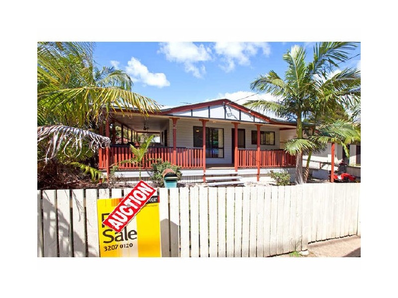 21 Merindah Street, Coochiemudlo Island QLD 4184
