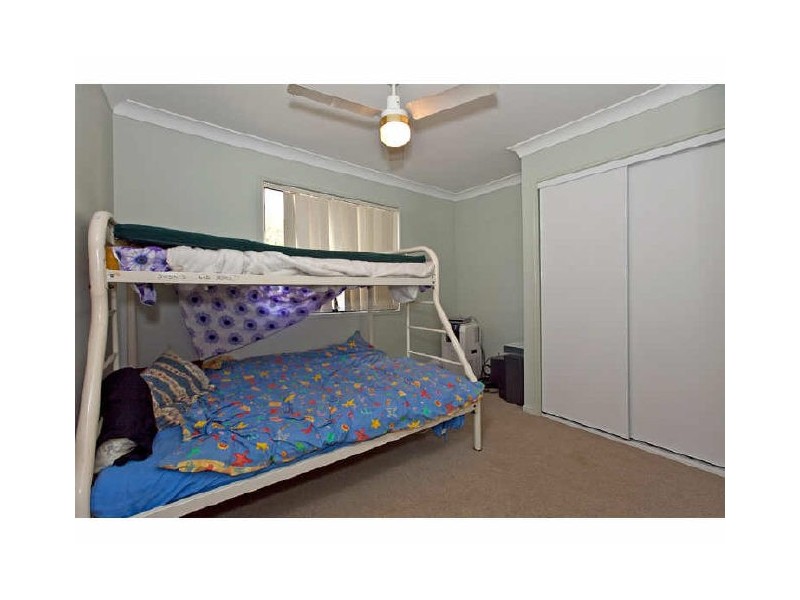 21 Merindah Street, Coochiemudlo Island QLD 4184