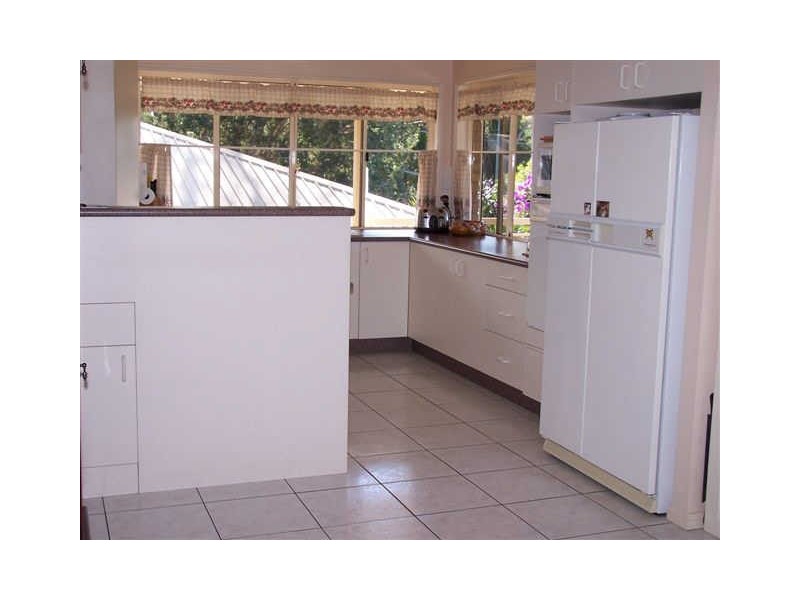 3 Pullen Street, Coochiemudlo Island QLD 4184